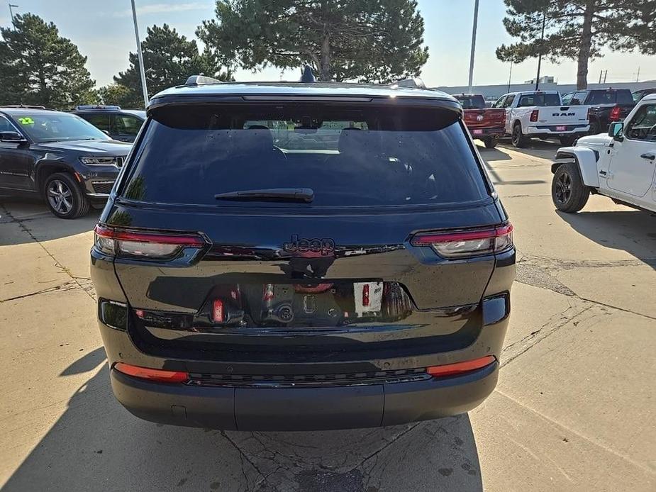 new 2024 Jeep Grand Cherokee L car, priced at $40,163