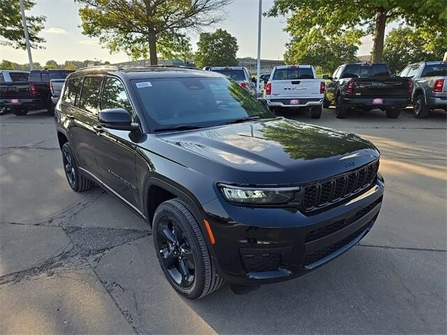 new 2024 Jeep Grand Cherokee L car, priced at $38,312