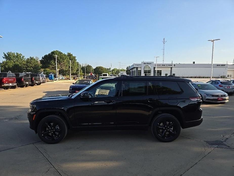 new 2024 Jeep Grand Cherokee L car, priced at $39,312