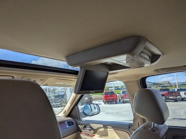 used 2013 Chevrolet Suburban car, priced at $8,823
