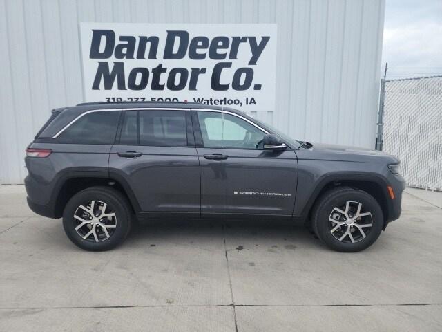 new 2025 Jeep Grand Cherokee car, priced at $42,331