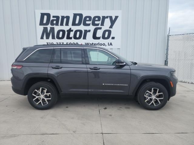 new 2025 Jeep Grand Cherokee car, priced at $43,398