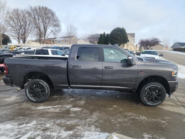 new 2024 Ram 3500 car, priced at $75,713