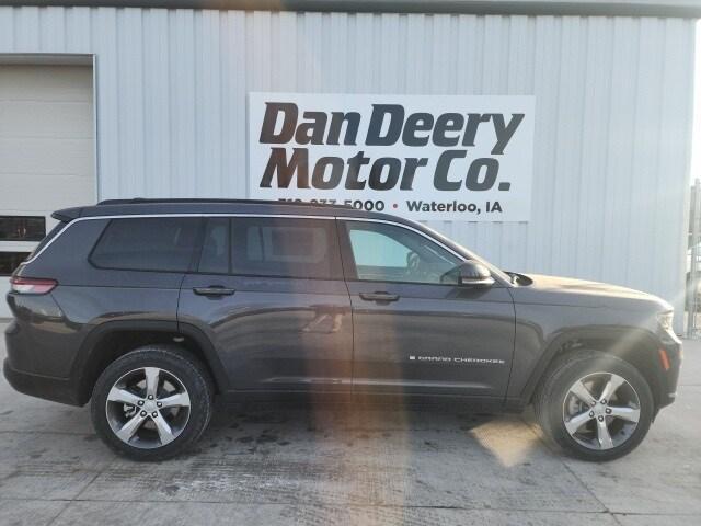 new 2025 Jeep Grand Cherokee L car, priced at $50,051