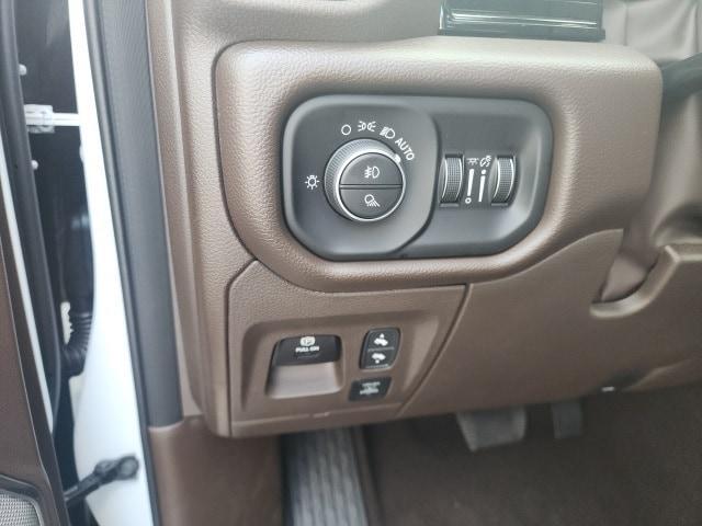 new 2025 Ram 1500 car, priced at $61,804