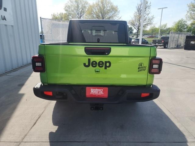 new 2025 Jeep Gladiator car, priced at $44,305