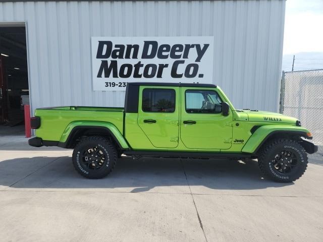 new 2025 Jeep Gladiator car, priced at $44,305