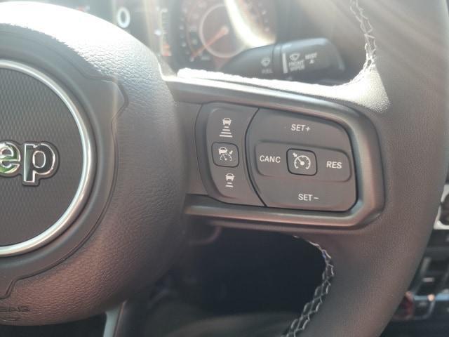 new 2025 Jeep Gladiator car, priced at $44,305