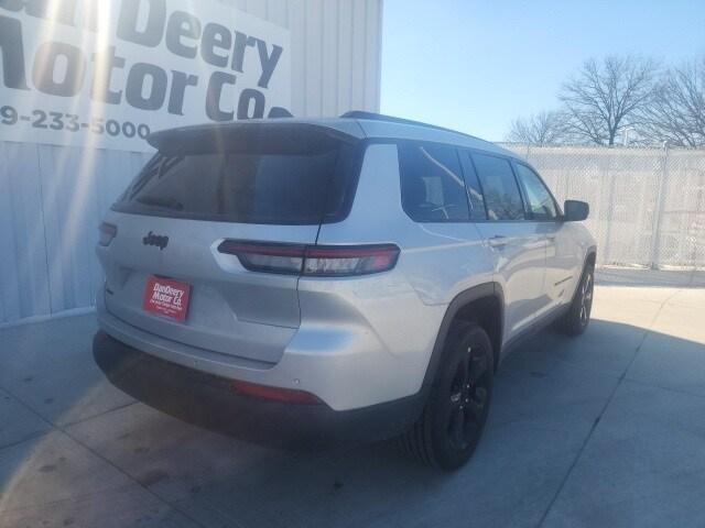 new 2025 Jeep Grand Cherokee L car, priced at $42,772