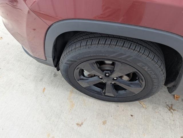used 2019 Jeep Cherokee car, priced at $19,974