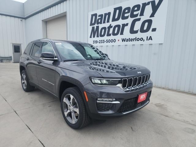 new 2025 Jeep Grand Cherokee car, priced at $45,749