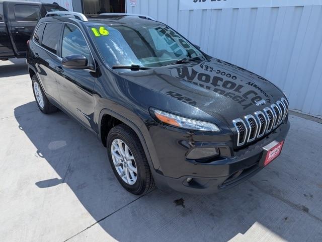 used 2016 Jeep Cherokee car, priced at $10,667