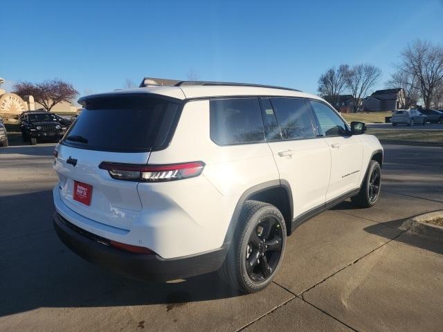 new 2025 Jeep Grand Cherokee L car, priced at $42,303