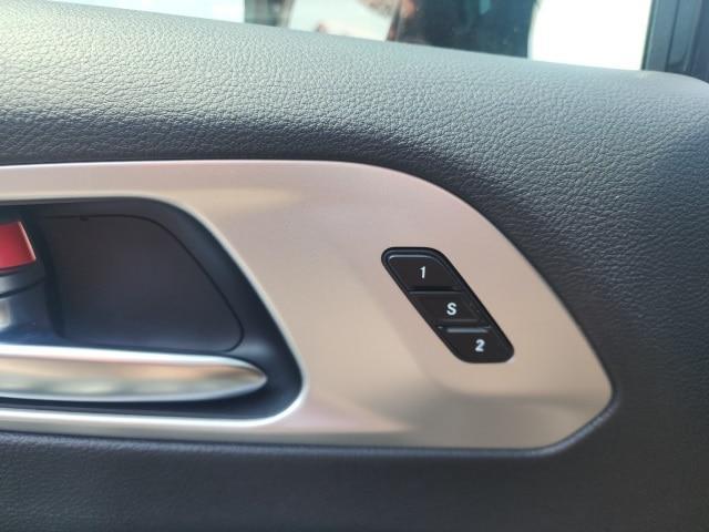 new 2025 Chrysler Pacifica car, priced at $50,958