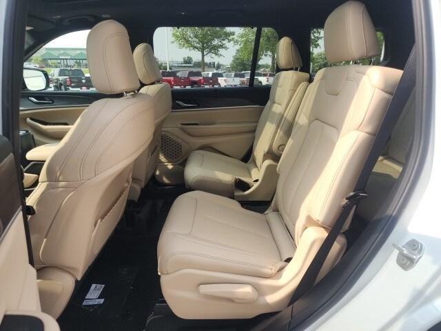new 2025 Jeep Grand Cherokee L car, priced at $52,539
