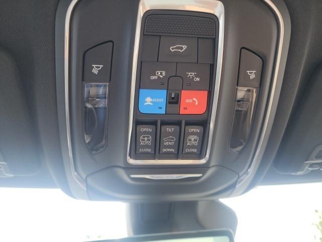 new 2025 Jeep Grand Cherokee L car, priced at $52,520