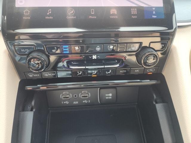 new 2025 Jeep Grand Cherokee L car, priced at $52,520