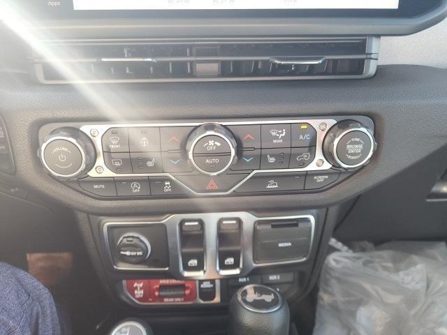 new 2026 Jeep Wrangler car, priced at $50,272