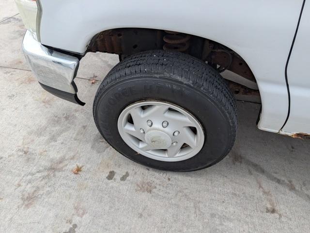 used 2009 Ford E350 Super Duty car, priced at $10,998