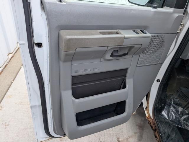 used 2009 Ford E350 Super Duty car, priced at $10,998