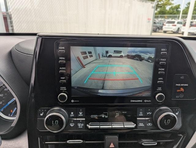 used 2021 Toyota Highlander Hybrid car, priced at $34,119