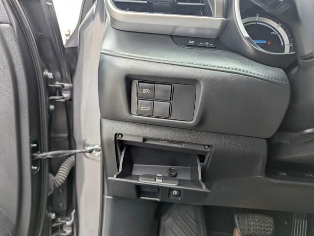 used 2021 Toyota Highlander Hybrid car, priced at $34,119