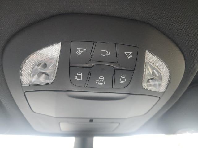 new 2025 Chrysler Pacifica car, priced at $41,682