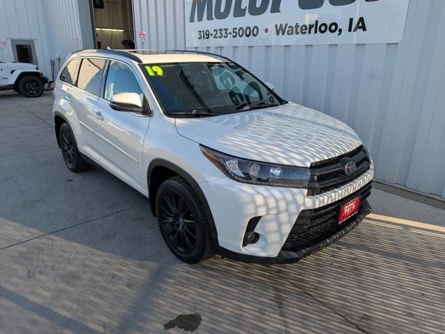 used 2019 Toyota Highlander car, priced at $19,501