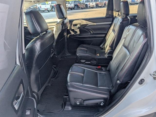 used 2019 Toyota Highlander car, priced at $19,501