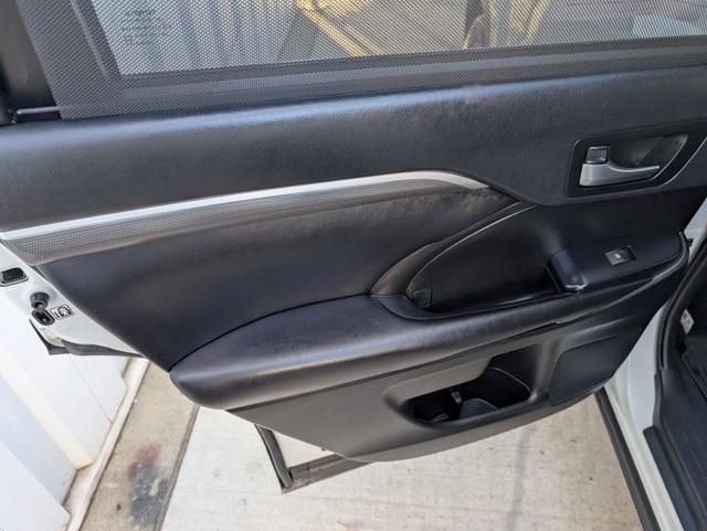 used 2019 Toyota Highlander car, priced at $19,501