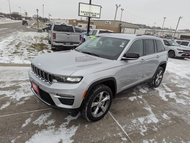 used 2022 Jeep Grand Cherokee car, priced at $32,024