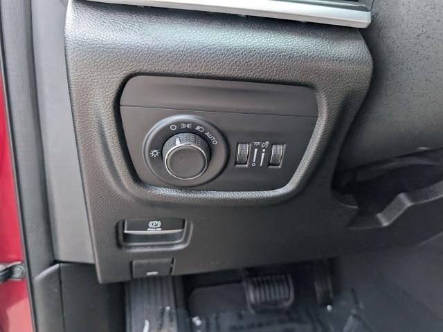 used 2024 Jeep Grand Cherokee car, priced at $33,600