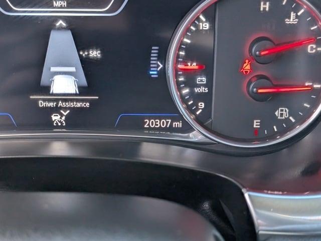 used 2023 Chevrolet Traverse car, priced at $41,012