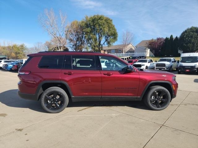 new 2025 Jeep Grand Cherokee L car, priced at $43,224