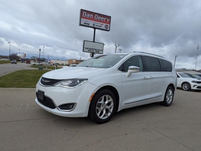 used 2020 Chrysler Pacifica car, priced at $21,995