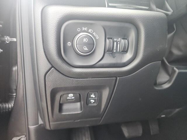 new 2025 Ram 1500 car, priced at $59,634