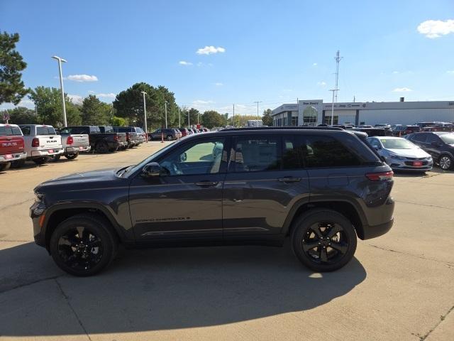 new 2024 Jeep Grand Cherokee car, priced at $46,926