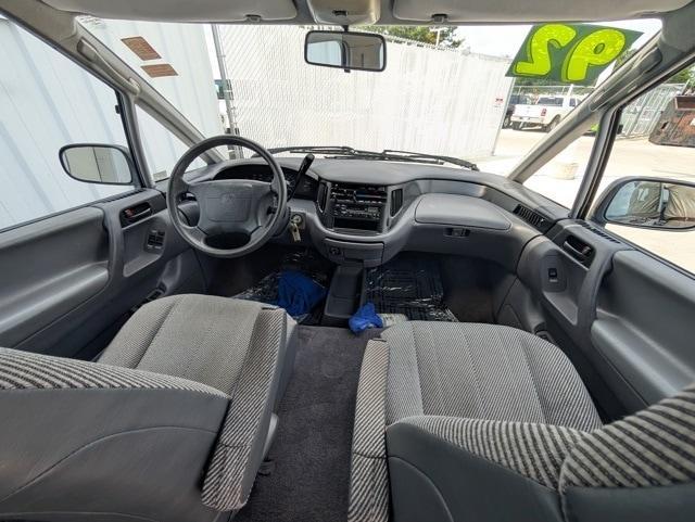 used 1992 Toyota Previa car, priced at $9,445