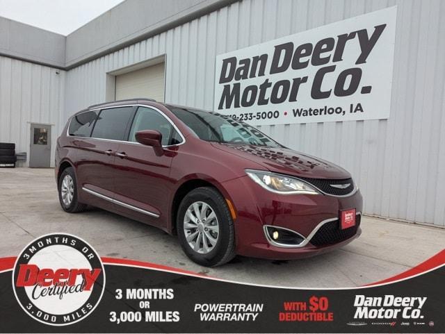 used 2017 Chrysler Pacifica car, priced at $14,610