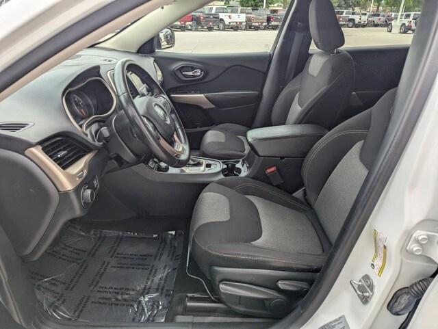 used 2017 Jeep Cherokee car, priced at $12,995