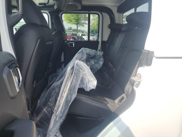 new 2025 Jeep Gladiator car, priced at $44,465