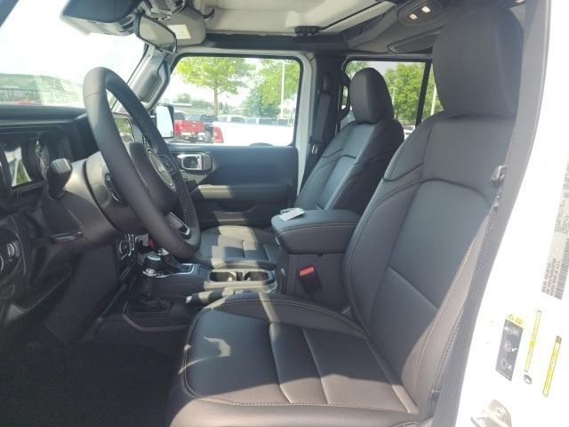 new 2025 Jeep Gladiator car, priced at $44,465