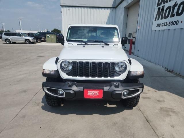 new 2025 Jeep Gladiator car, priced at $44,465