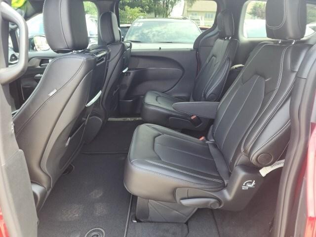 new 2026 Chrysler Pacifica car, priced at $45,979