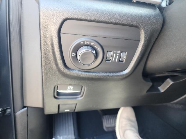 new 2025 Jeep Grand Cherokee car, priced at $38,679