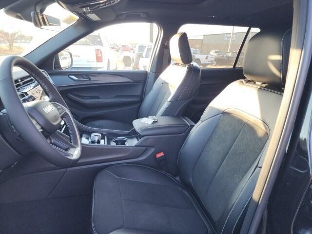 new 2025 Jeep Grand Cherokee L car, priced at $42,503