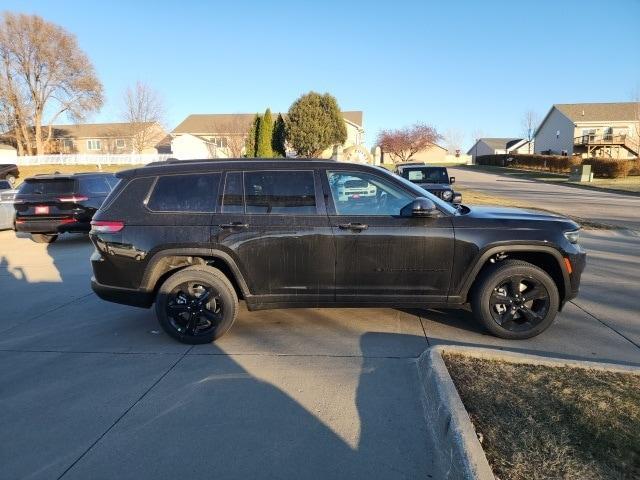 new 2025 Jeep Grand Cherokee L car, priced at $42,834