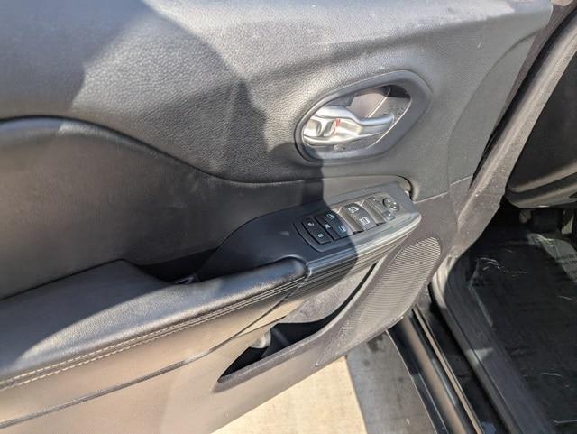 used 2016 Jeep Cherokee car, priced at $9,045
