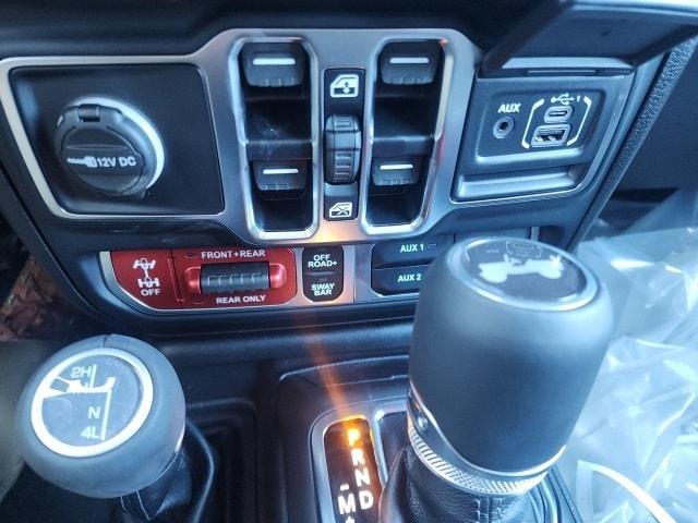 new 2025 Jeep Wrangler car, priced at $55,142