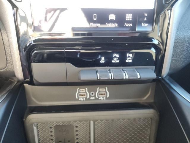 new 2025 Ram 1500 car, priced at $48,912